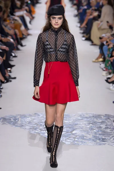 Look 34